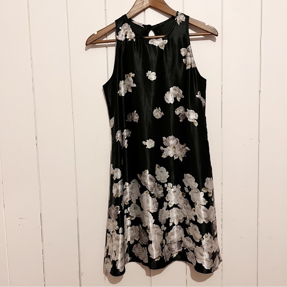 Vittoria Virini Black and Floral Midi Dress.
